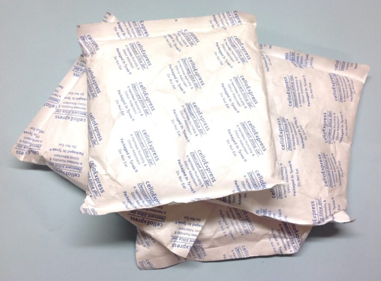 Silica Gel Pouches - Pack of 16 - 250g Silica Gel Sachets in Tyvek ...